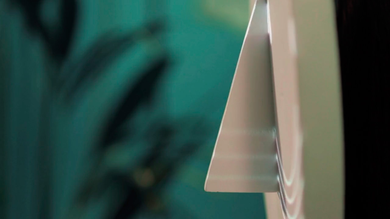 Tea Tea Tea masque de profil